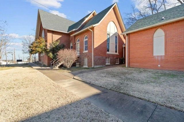 133 WASHINGTON AVE, Covington, TN 38019