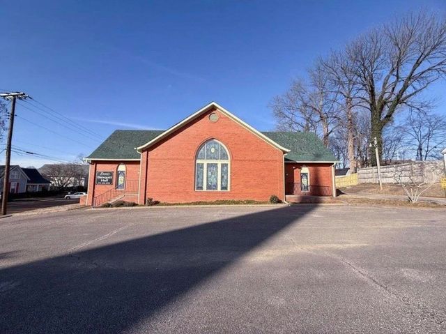 133 WASHINGTON AVE, Covington, TN 38019