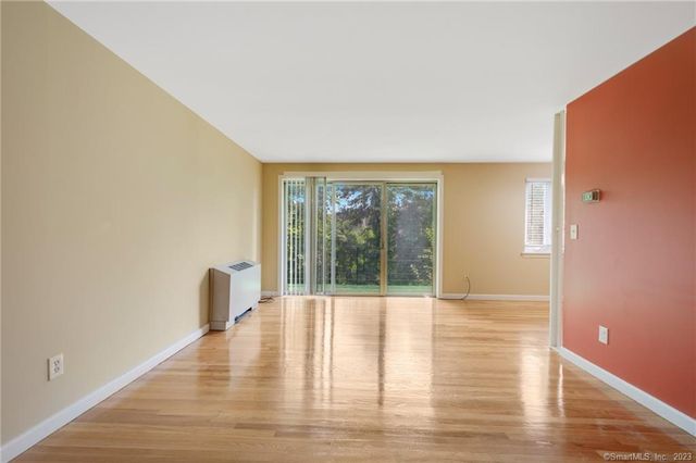 115 South Main Street B14, West Hartford, CT 06107