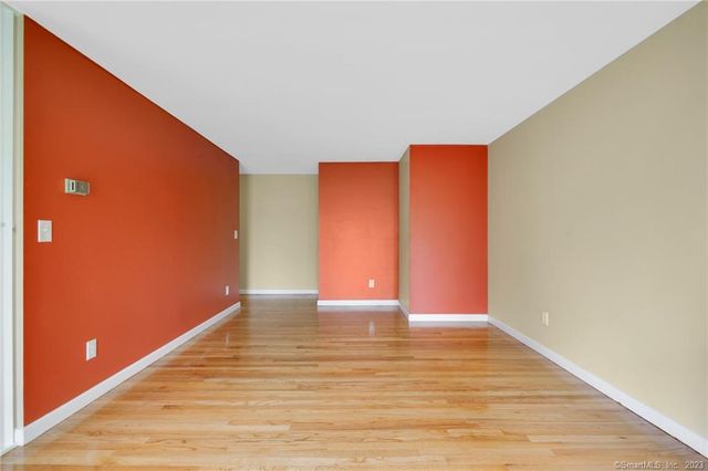 115 South Main Street B14, West Hartford, CT 06107