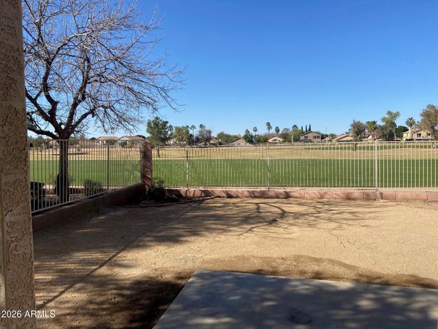 1312 S BOULDER Court E, Gilbert, AZ 85296