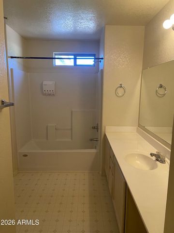 1312 S BOULDER Court E, Gilbert, AZ 85296