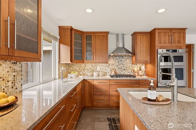 4601 Holly Lane NW, Gig Harbor, WA 98335