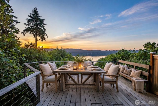 4601 Holly Lane NW, Gig Harbor, WA 98335