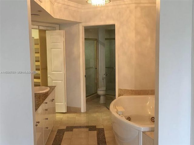 19333 Collins Ave 1109, Sunny Isles Beach, FL 33160