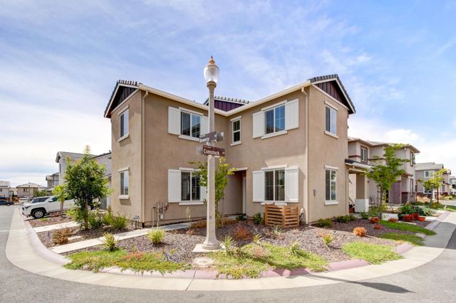 2990 Bowery Ln, Lincoln, CA 95648