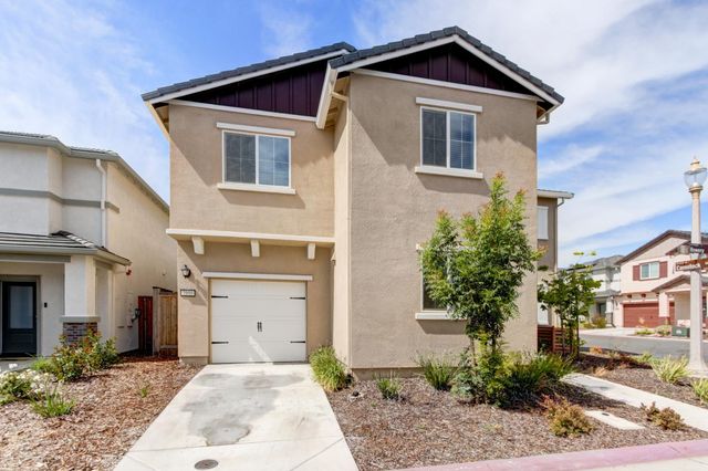 2990 Bowery Ln, Lincoln, CA 95648