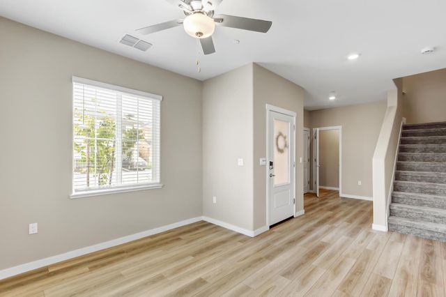 2990 Bowery Ln, Lincoln, CA 95648