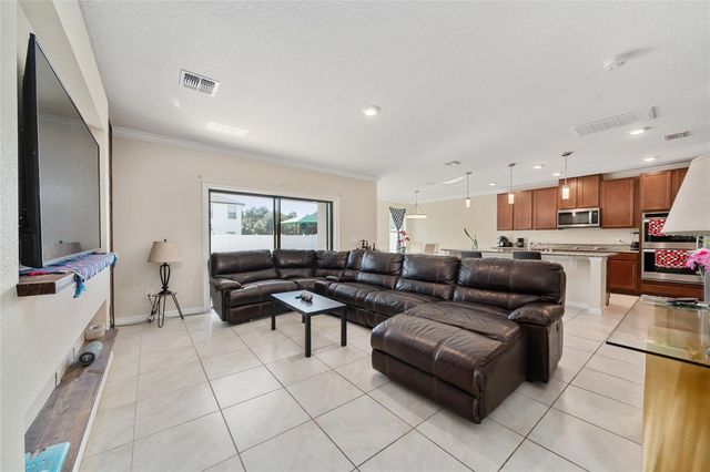 2804 ALPINE MEADOW LANE, Kissimmee, FL 34744