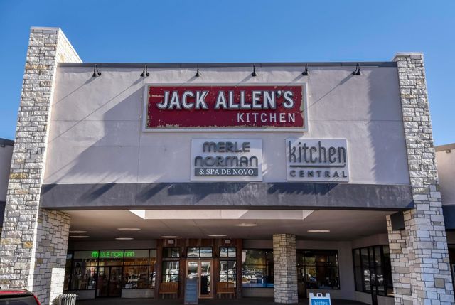 7801 Shoal Creek BLVD 140, Austin, TX 78757