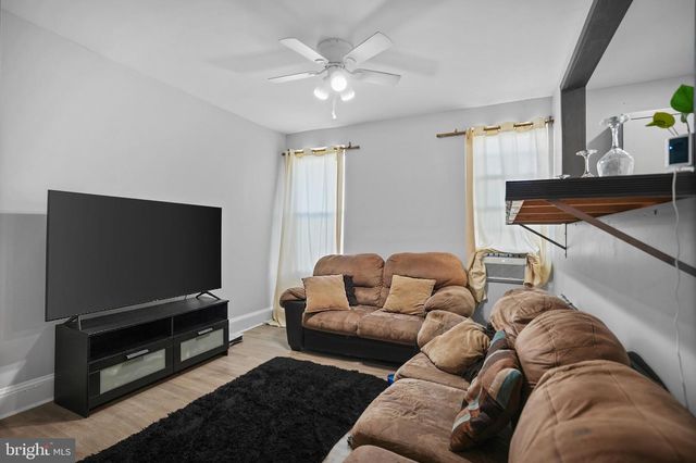 3003 PRESSTMAN ST, Baltimore, MD 21216