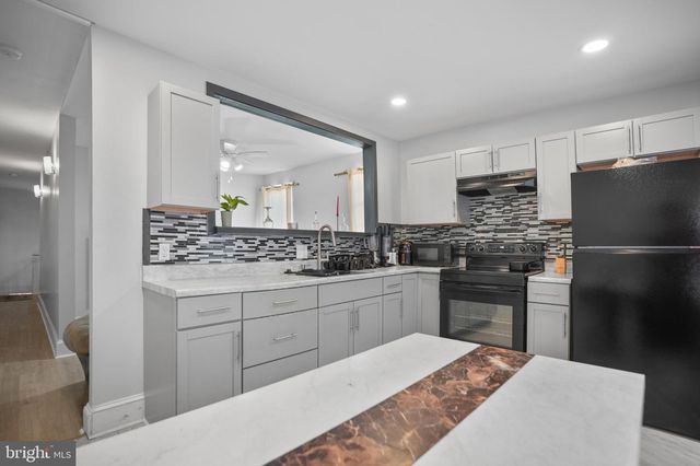 3003 PRESSTMAN ST, Baltimore, MD 21216