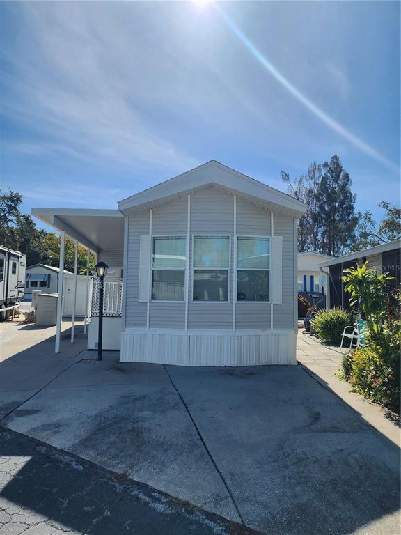 1674 UNIVERSITY PARKWAY 52, Sarasota, FL 34243