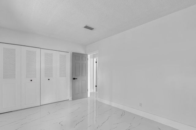 6812 NW 74th Place, Tamarac, FL 33321