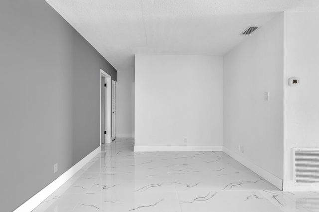 6812 NW 74th Place, Tamarac, FL 33321