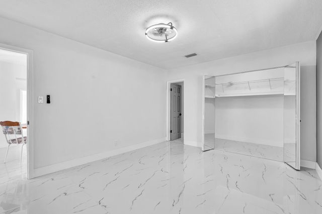 6812 NW 74th Place, Tamarac, FL 33321