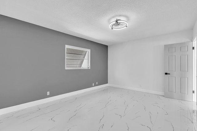 6812 NW 74th Place, Tamarac, FL 33321