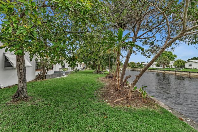 6812 NW 74th Place, Tamarac, FL 33321