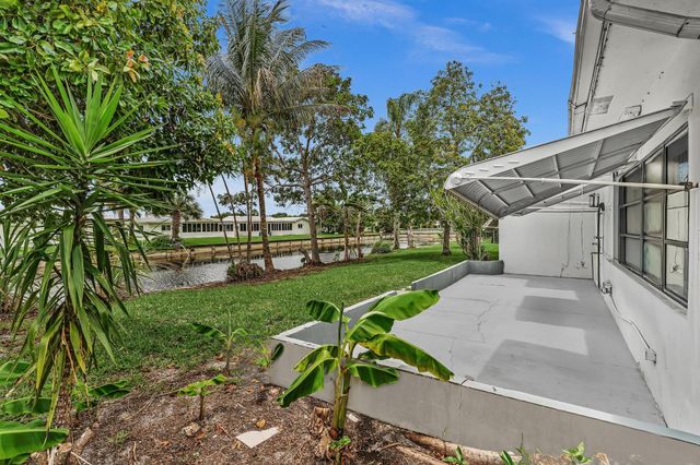6812 NW 74th Place, Tamarac, FL 33321