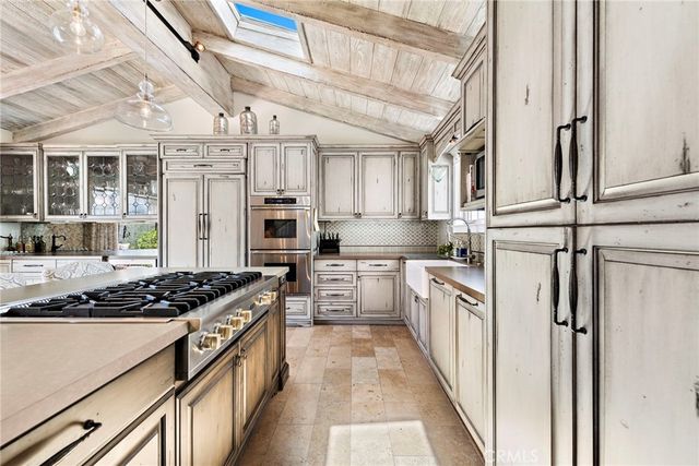 510 Via Lido Soud, Newport Beach, CA 92663