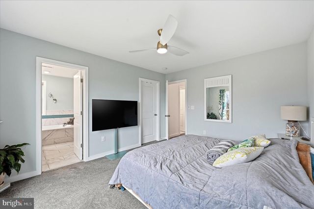 787 W MASTERS DR, Cross Junction, VA 22625