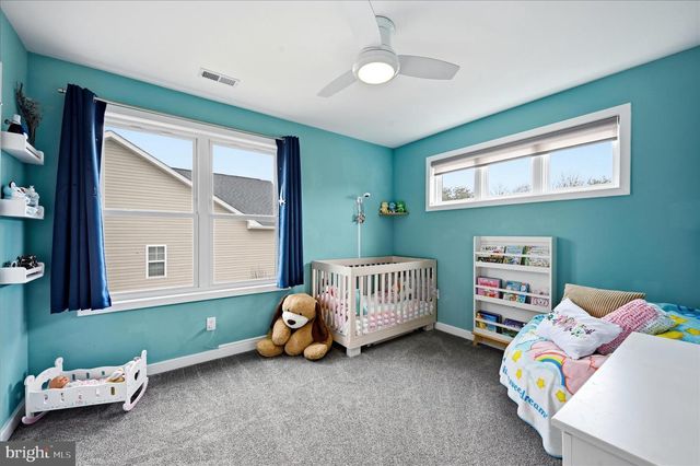 787 W MASTERS DR, Cross Junction, VA 22625