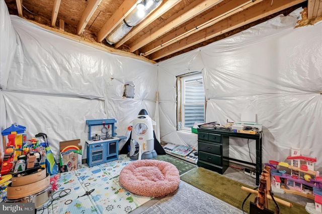 787 W MASTERS DR, Cross Junction, VA 22625