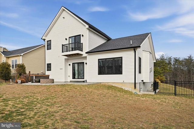 787 W MASTERS DR, Cross Junction, VA 22625