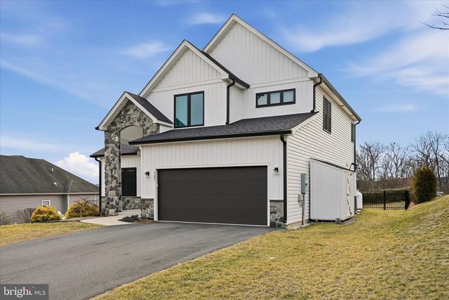 787 W MASTERS DR, Cross Junction, VA 22625