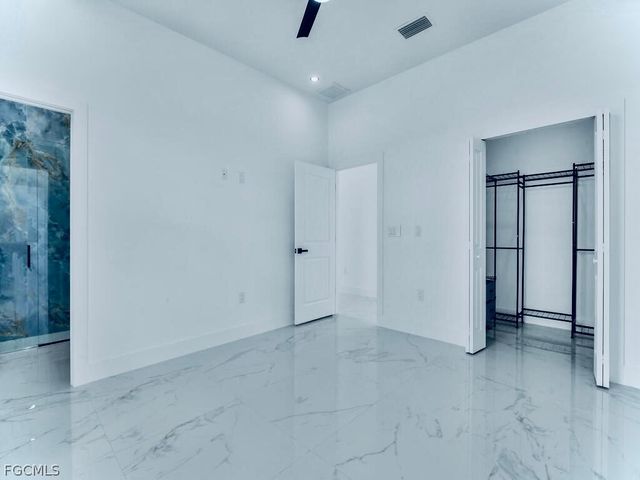 515 Croydon AVE S, Lehigh Acres, FL 33974