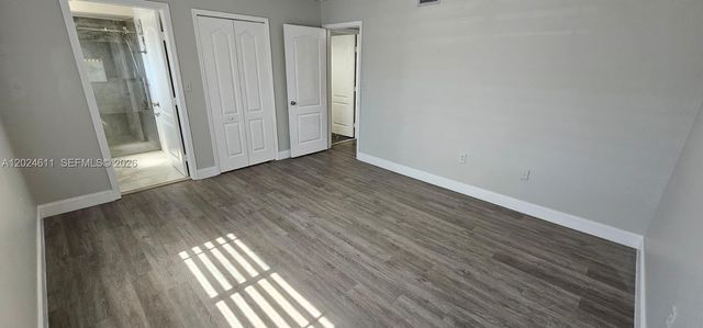 17362 NW 74th Ave 201, Hialeah, FL 33015