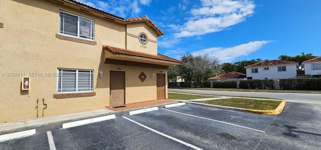 17362 NW 74th Ave 201, Hialeah, FL 33015