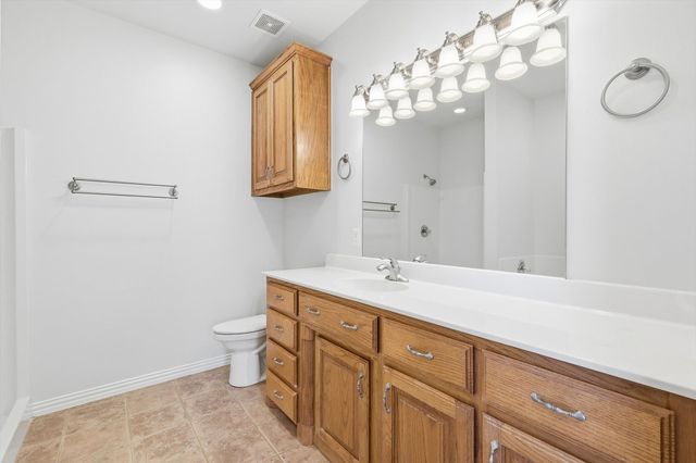 11550 Hill Country Circle, Ponder, TX 76259