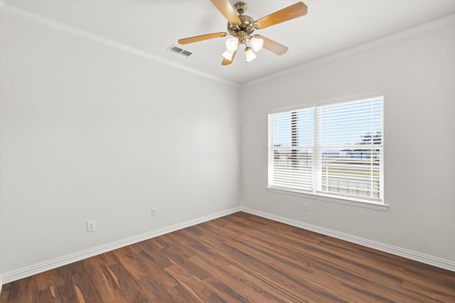 11550 Hill Country Circle, Ponder, TX 76259