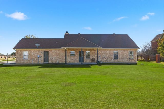 11550 Hill Country Circle, Ponder, TX 76259