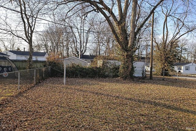 2701 S Rotherwood Avenue, Evansville, IN 47714