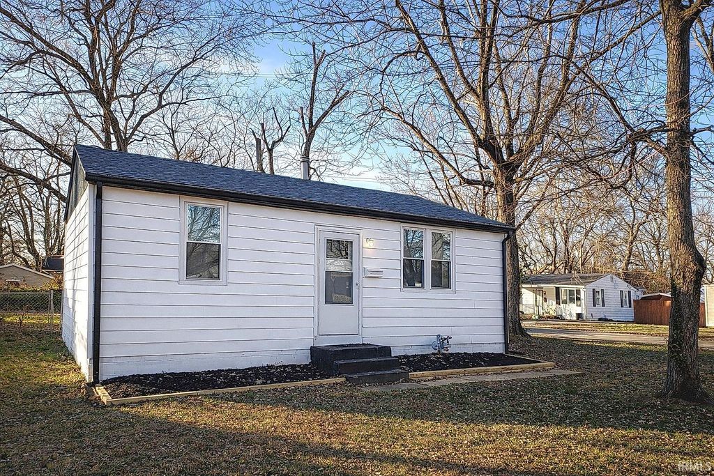 2701 S Rotherwood Avenue, Evansville, IN 47714