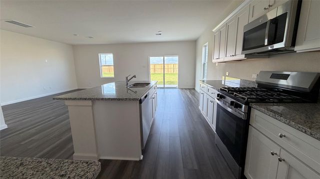 3103 Diamond View Ln, Angleton, TX 77515