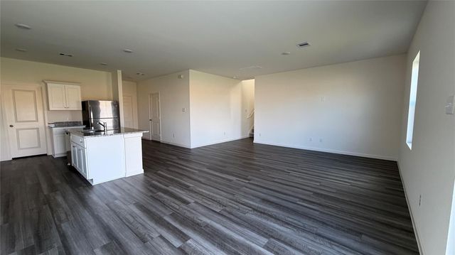 3103 Diamond View Ln, Angleton, TX 77515