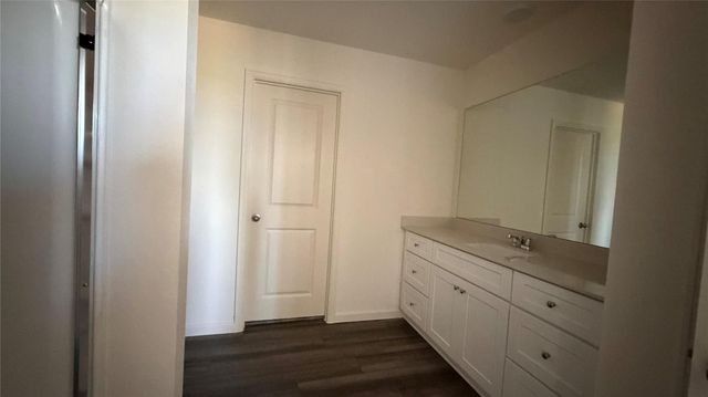 3103 Diamond View Ln, Angleton, TX 77515