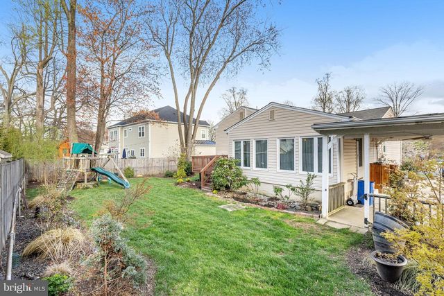 205 TAPAWINGO RD SW, Vienna, VA 22180