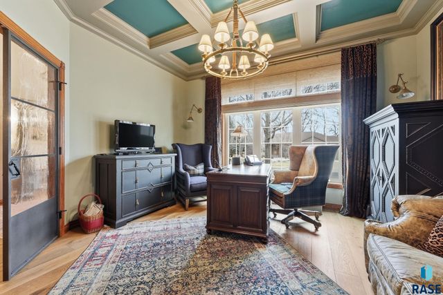 5701 S Deer Park St Street, Sioux Falls, SD 57108