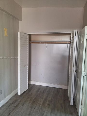 771 NE 177th St 1, Miami, FL 33162