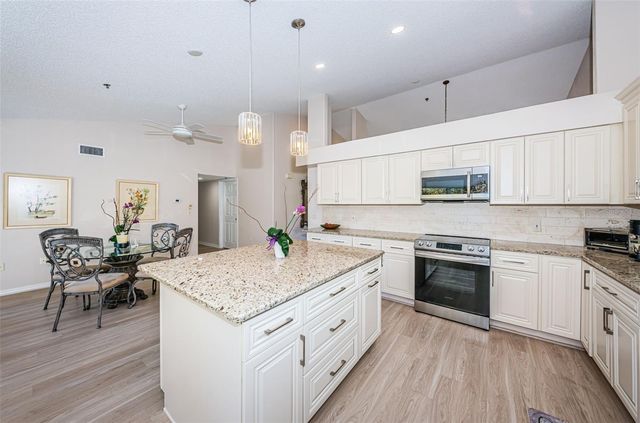 2019 UTOPIAN DRIVE W 310, Clearwater, FL 33763