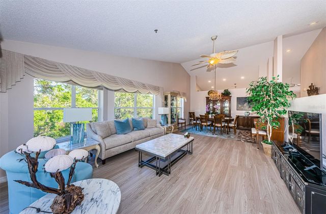 2019 UTOPIAN DRIVE W 310, Clearwater, FL 33763