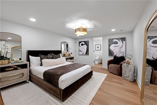 10104 Hemlock Drive, Overland Park, KS 66212