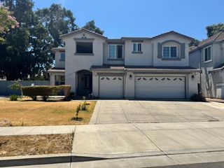 2616 NE Swainsons Hawk St, Stockton, CA 95209