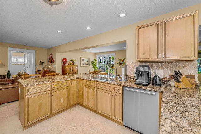 1201 81ST STREET S, St Petersburg, FL 33707