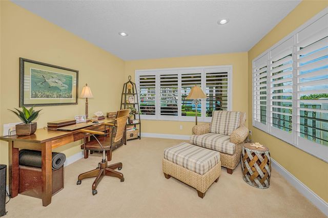 1201 81ST STREET S, St Petersburg, FL 33707