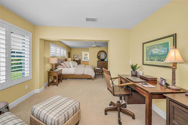 1201 81ST STREET S, St Petersburg, FL 33707